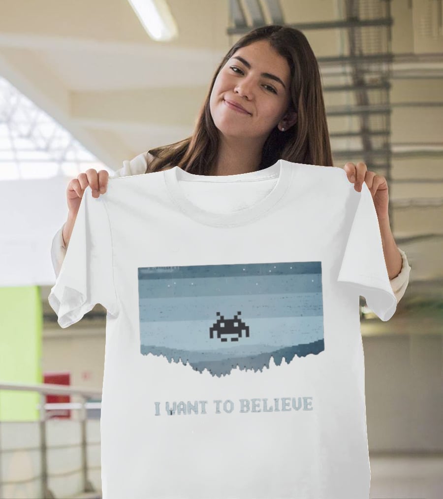 Space Invaders The X Files I Want To Believe Retro Mashup T-Shirt