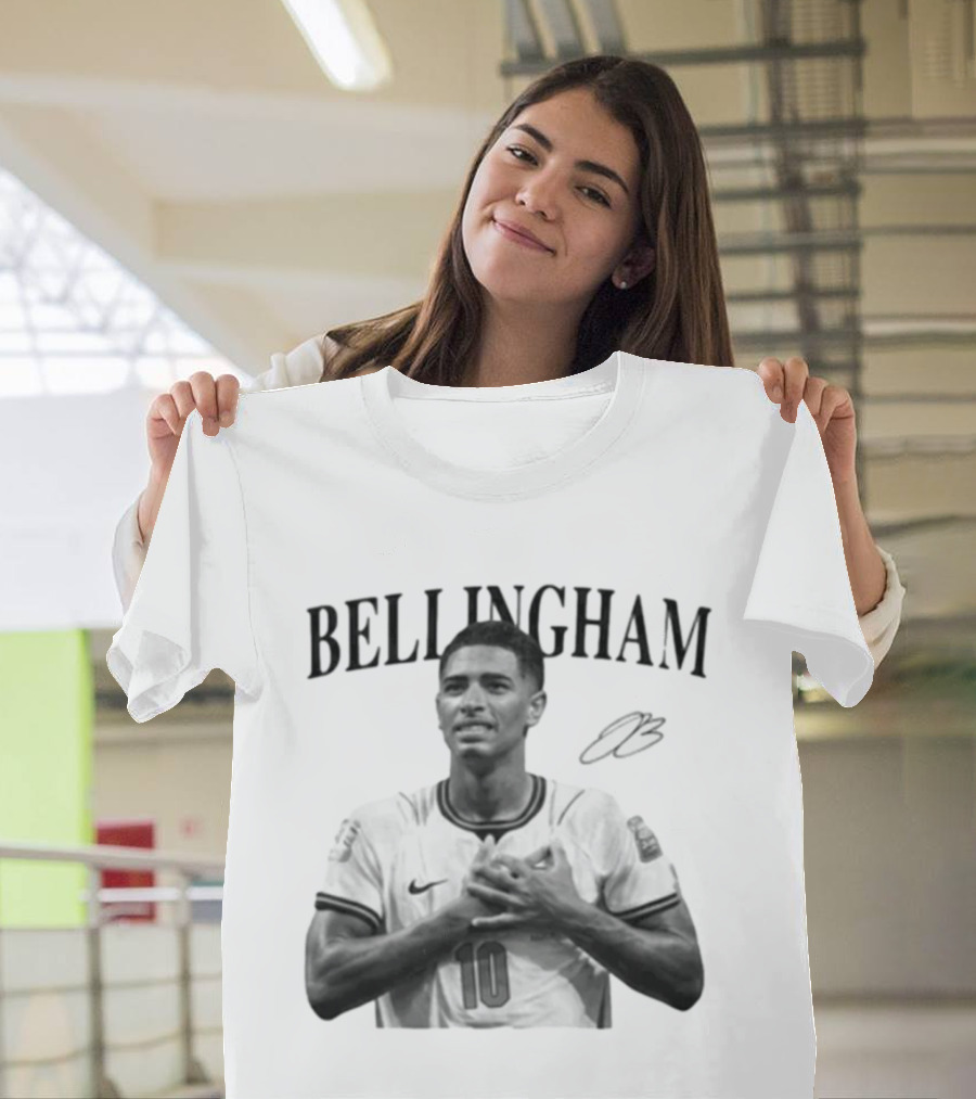 Bellingham England Number 10 Footballer Iconic Three Lions T-Shirt