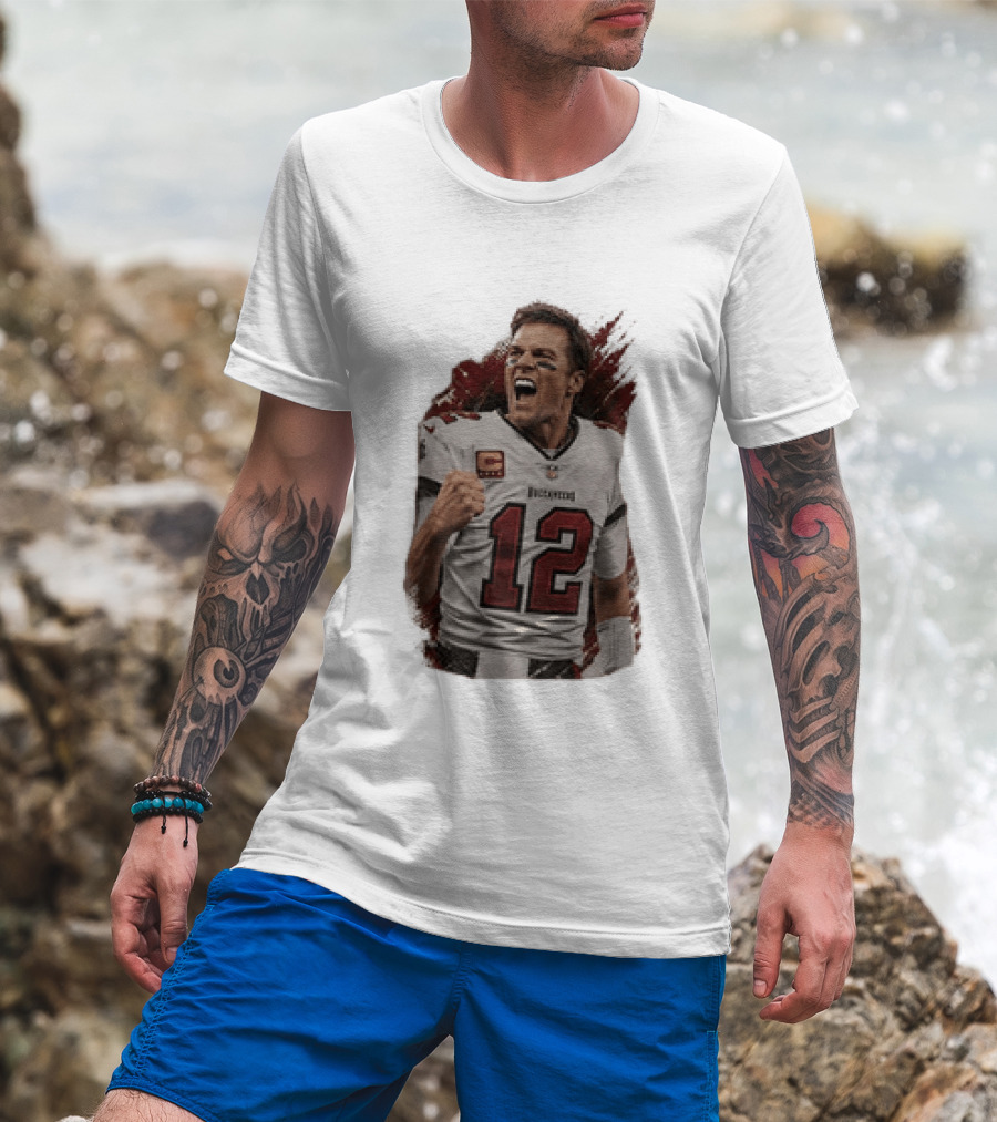 Tampa Bay Buccaneers Tom Brady Number 12 NFL Legend T-Shirt