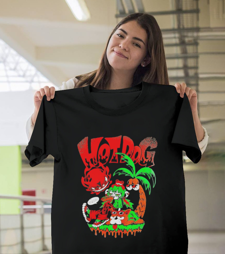 Hotdog Atsusugi Girl With Bear Hat And Dog Under Palm Tree T-Shirt