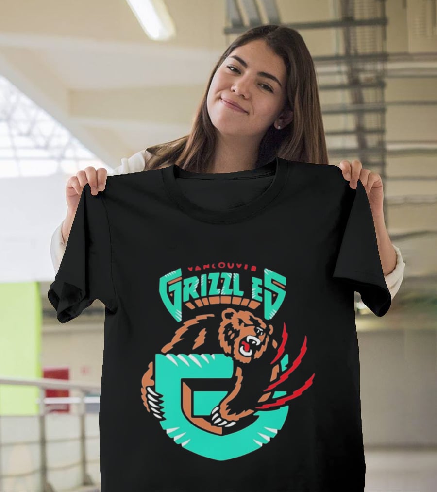Vancouver Grizzlies Bear Claw Retro Sports Emblem Men's T-Shirt