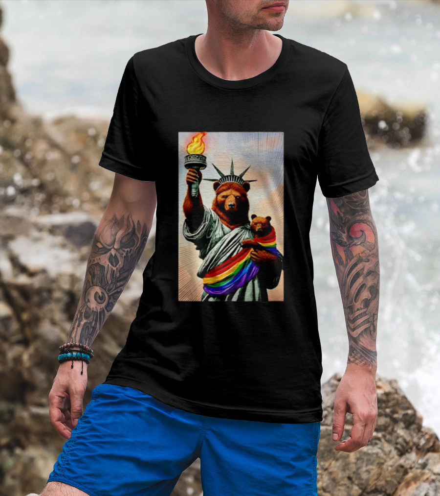 Bear Statues Liberty Rainbow Pride Torch T-Shirt