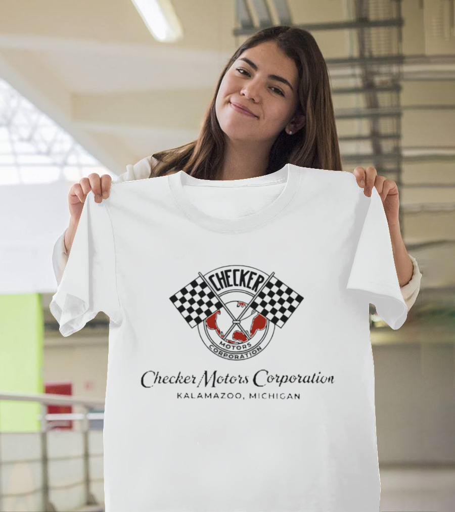 Checker Motors Corporation Checker Flags Globe Kalamazoo Michigan T-Shirt