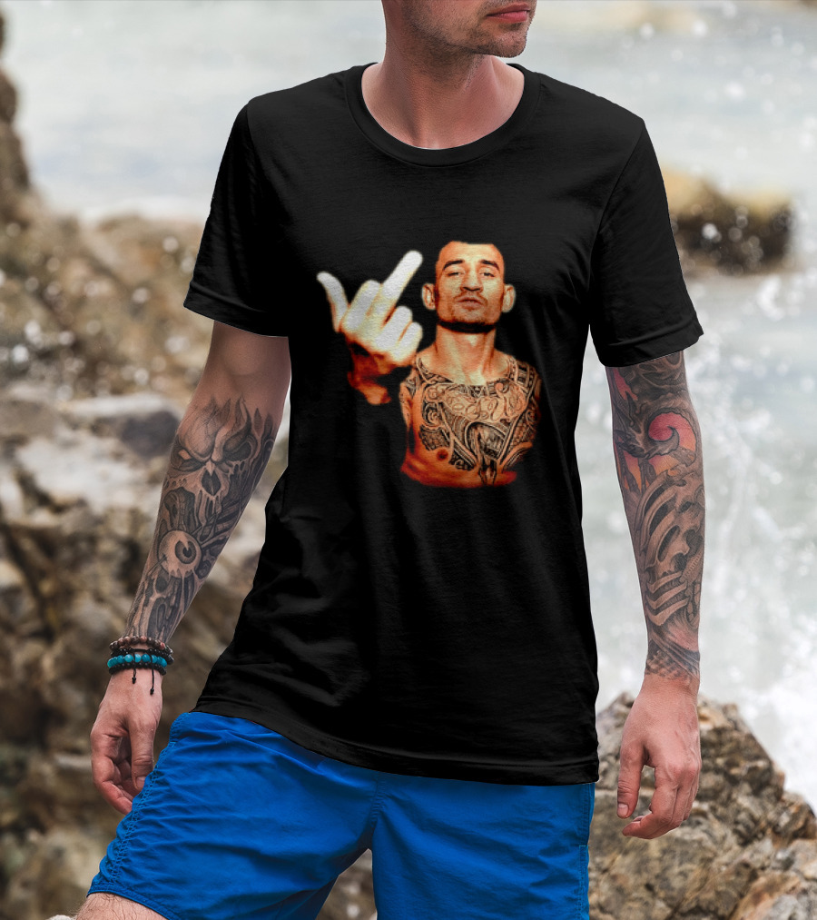 Max Holloway UFC Fighter Pose Middle Finger Tattoo T-Shirt