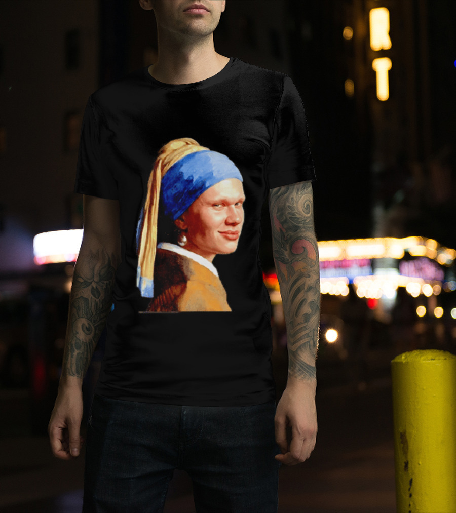 Erling Haaland Girl With A Pearl Earring Football T-Shirt