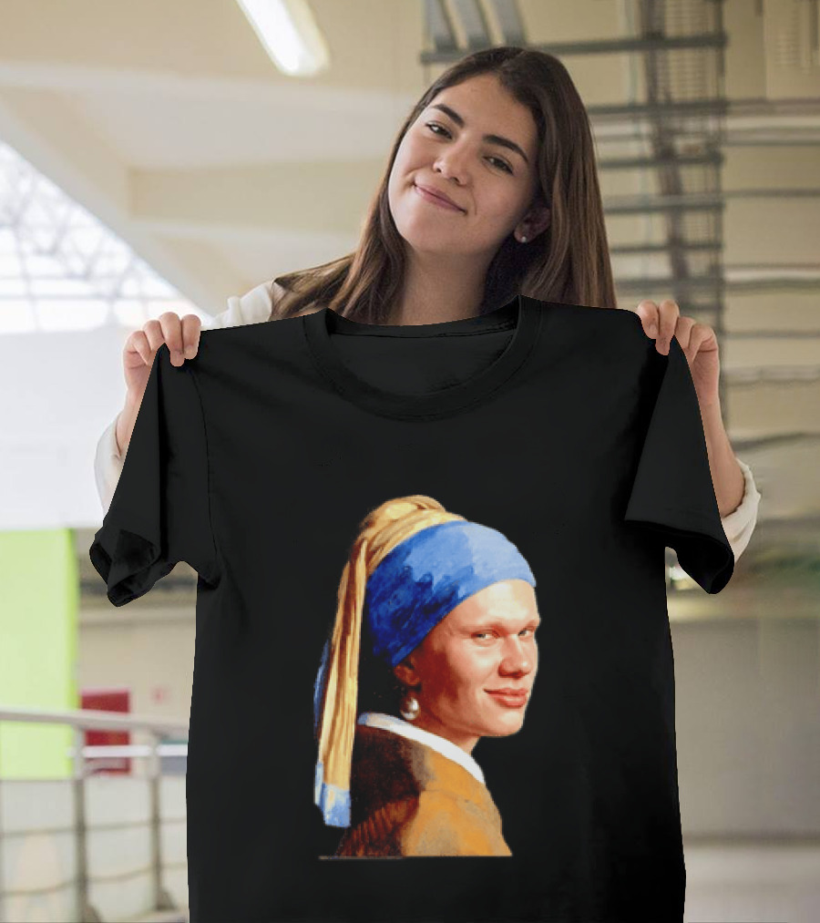 Erling Haaland Girl With A Pearl Earring Football T-Shirt