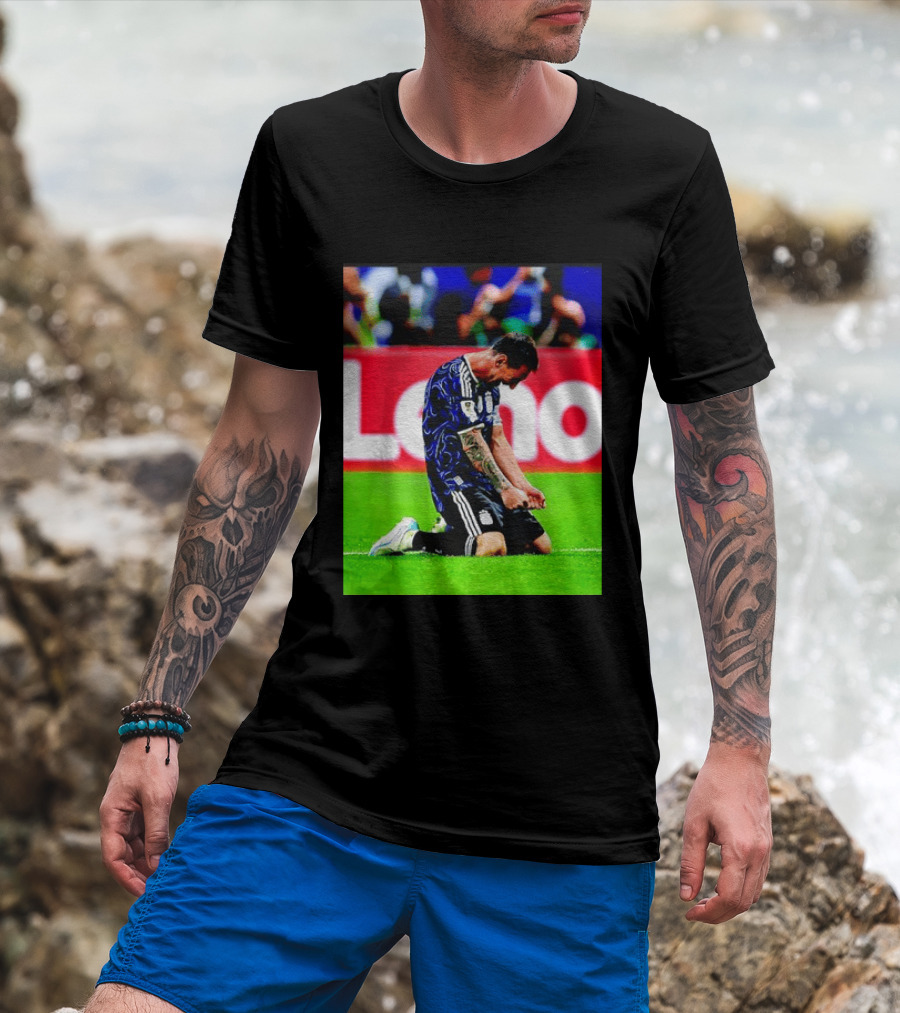 Argentina Football Icon Lionel Messi Kneels In Triumph National Team Victory T-Shirt