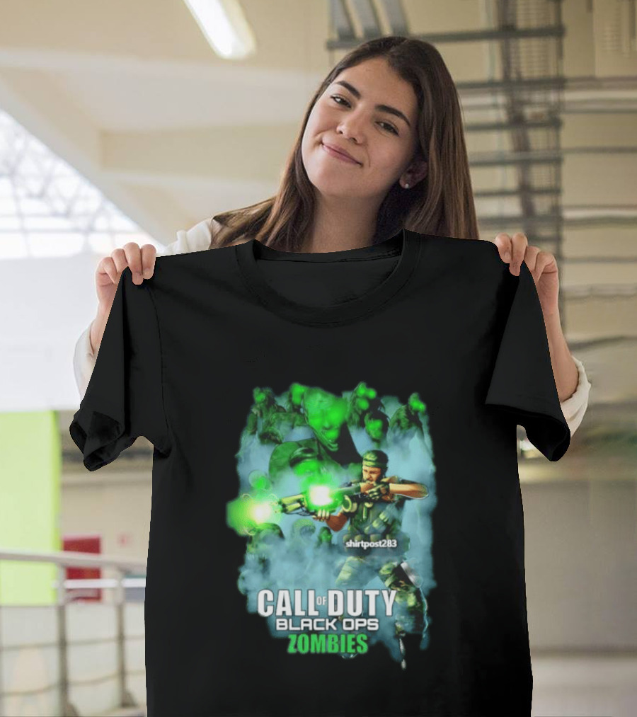 Call Of Duty Black Ops Zombies Tank Dempsey Battle Scene T-Shirt