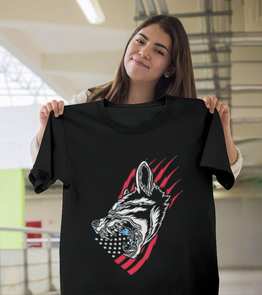 Wolf Snarling With Stars And Stripes American Flag T-Shirt