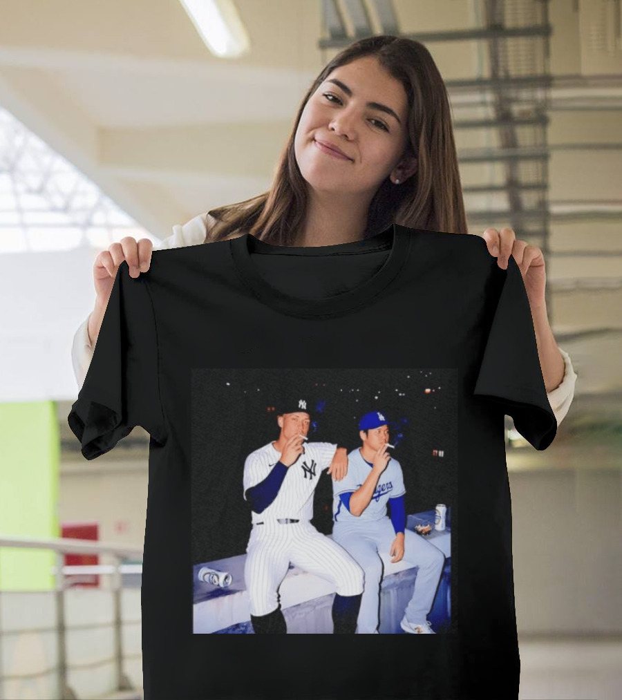 Aaron Judge New York Yankees Shohei Ohtani Los Angeles Dodgers MLB Smoking Scene T-Shirt