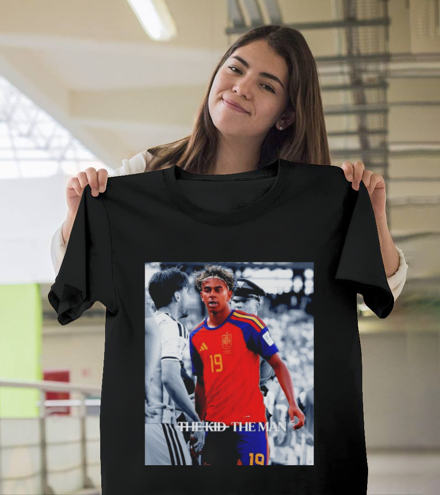 Spain 19 Lamine Yamal The Kid The Man T-Shirt
