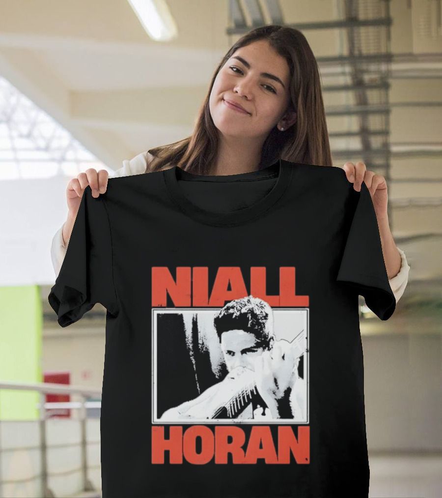 Niall Horan Distressed Guitar Player Image One Direction T-Shirt