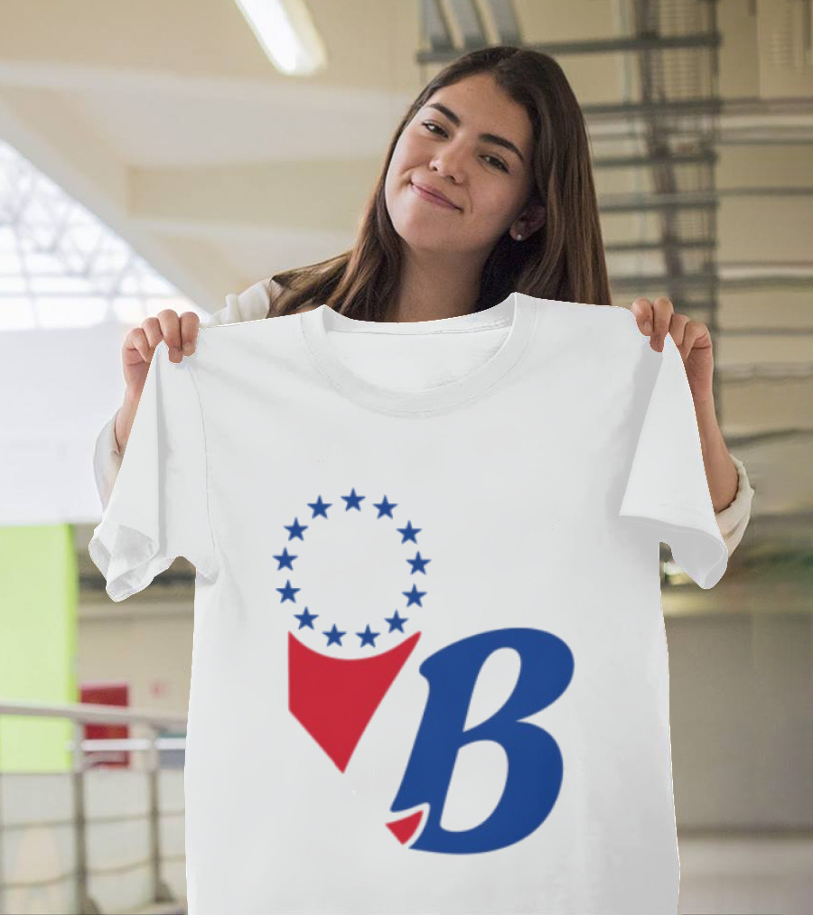 Chinatown Market Store Let Brotherly Love Philadelphia B Icon Circle Stars T-Shirt