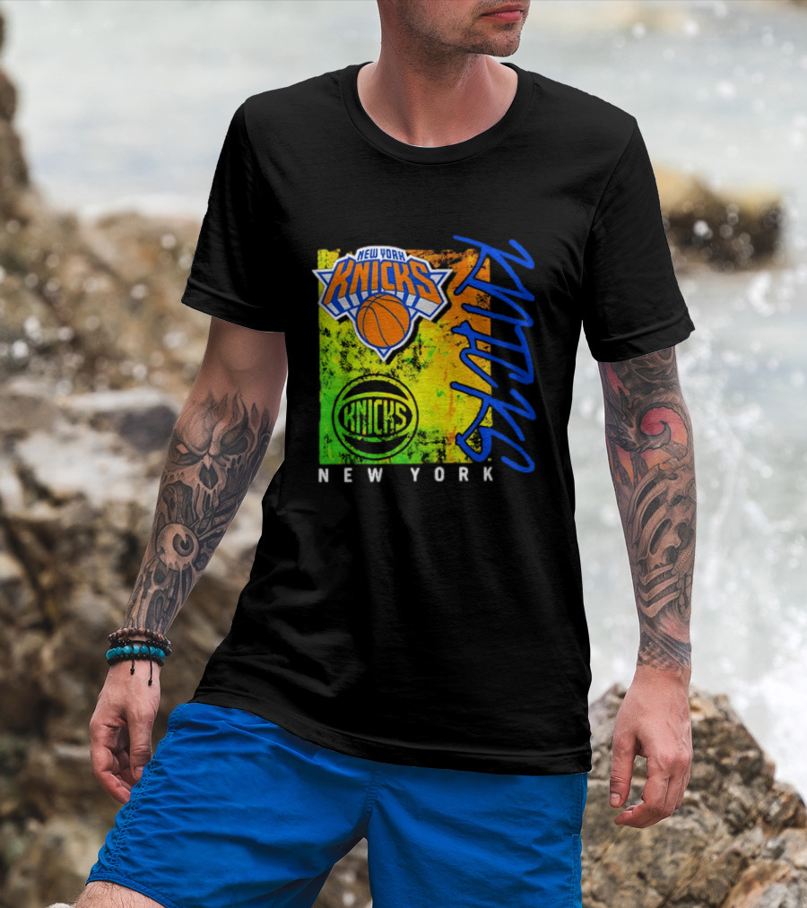 New York Knicks Distressed Basketball Retro Style NBA Fan Favorite T-Shirt