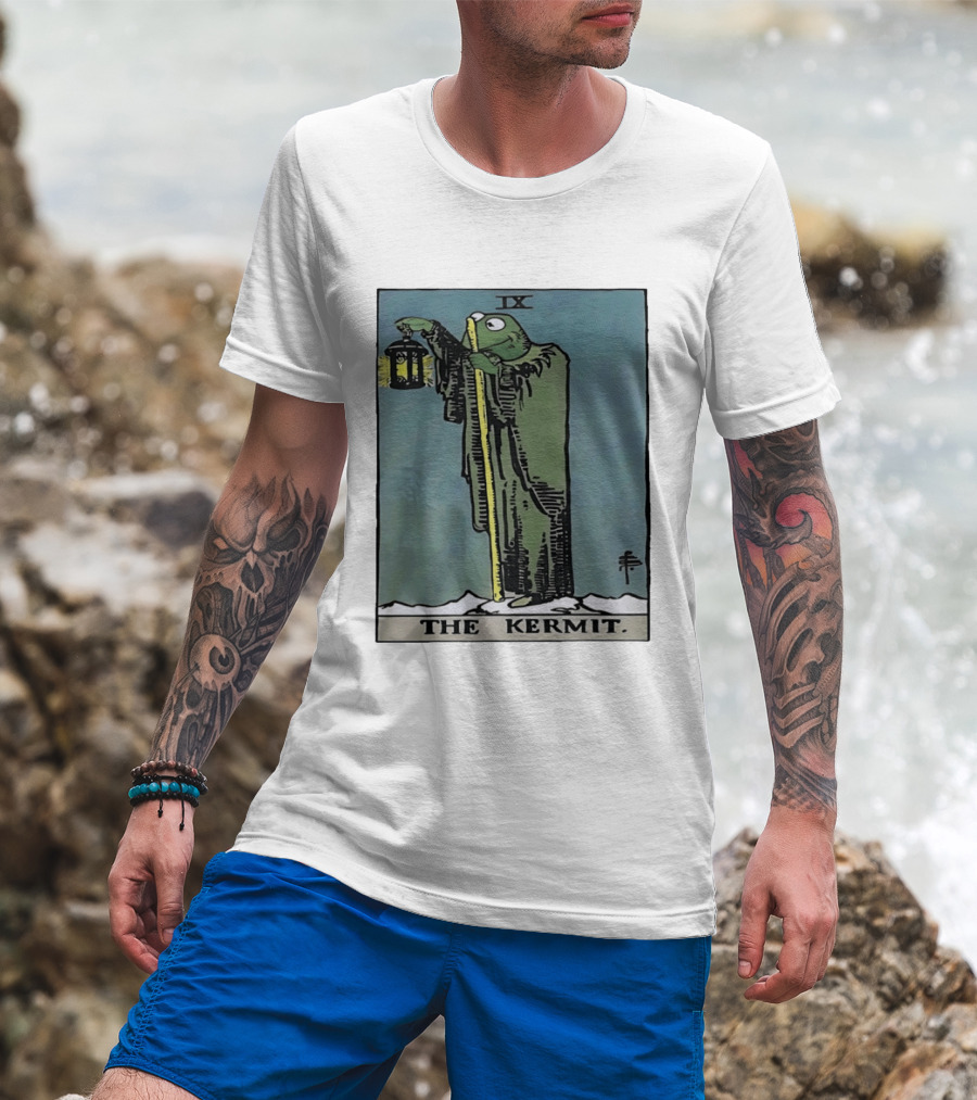 Kermit Tarot Card IX The Hermit Muppets Lantern T-Shirt