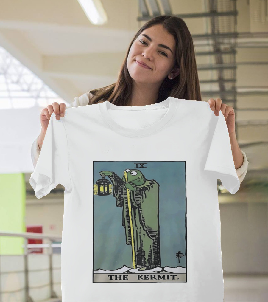 Kermit Tarot Card IX The Hermit Muppets Lantern T-Shirt