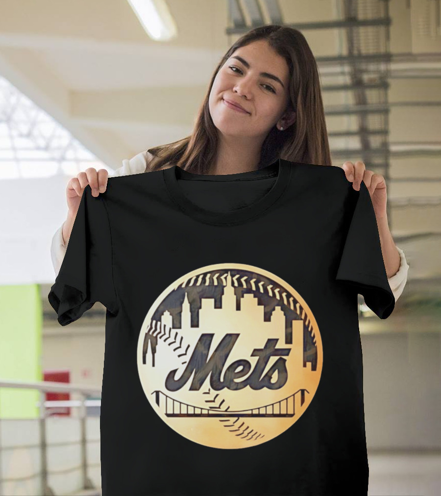 New York Mets Baseball Skyline Bridge MLB T-Shirt