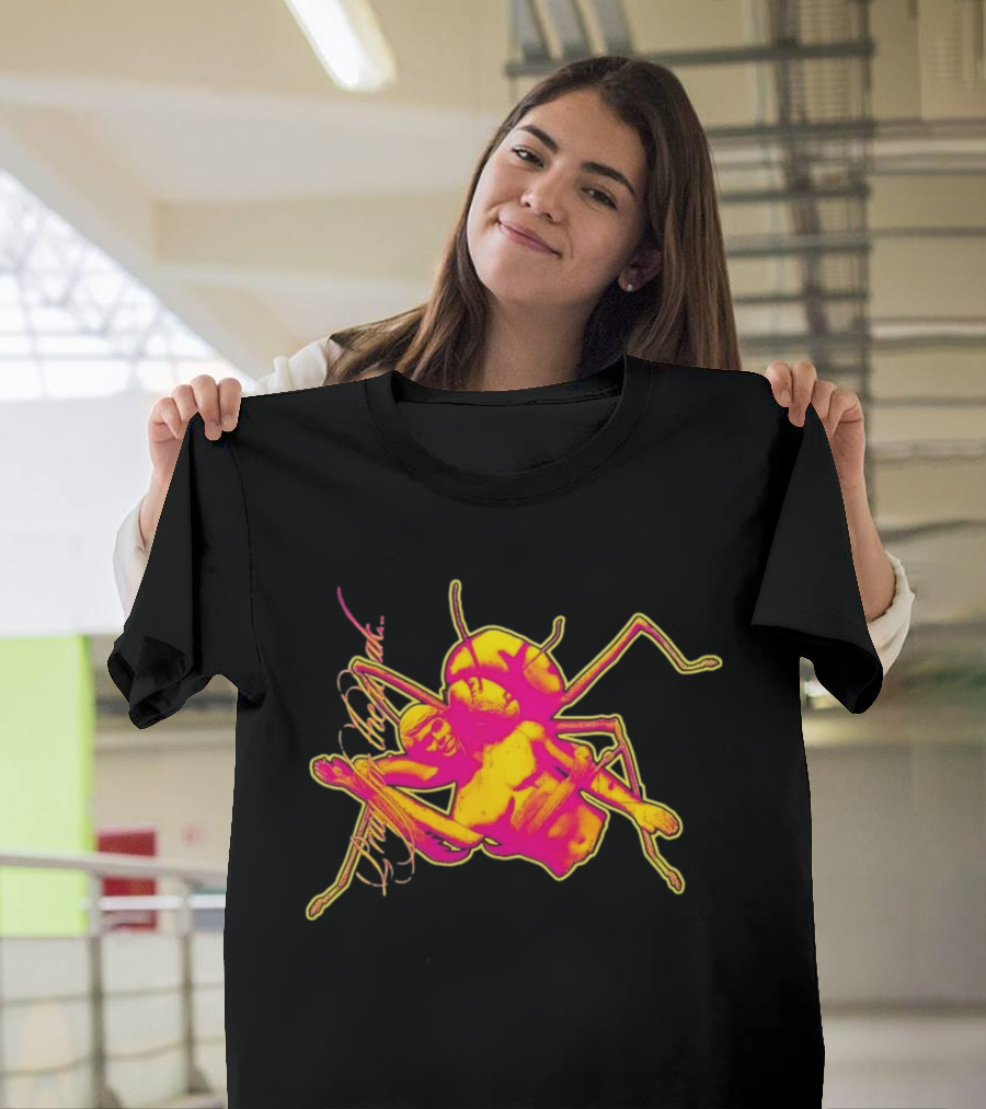 Pray Of The Mantis Humanoid Insect Fantasy T-Shirt