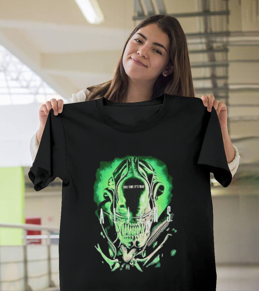 Xenomorph Aliens This Time It's War Alien Franchise Movie T-Shirt