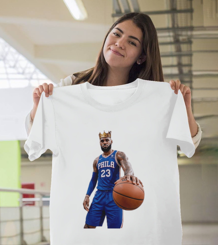 LeBron James King Crown Dribbling Philadelphia 76ers Basketball Player 23 Phila T-Shirt