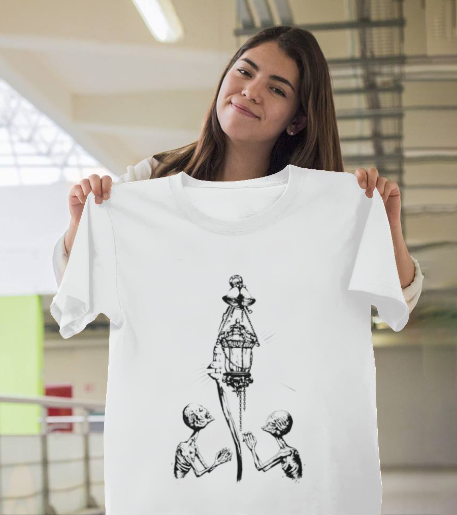 Elden Ring Lanternbearer Prisoner Soul Shrine Dark Fantasy Nightmarish Scene T-Shirt
