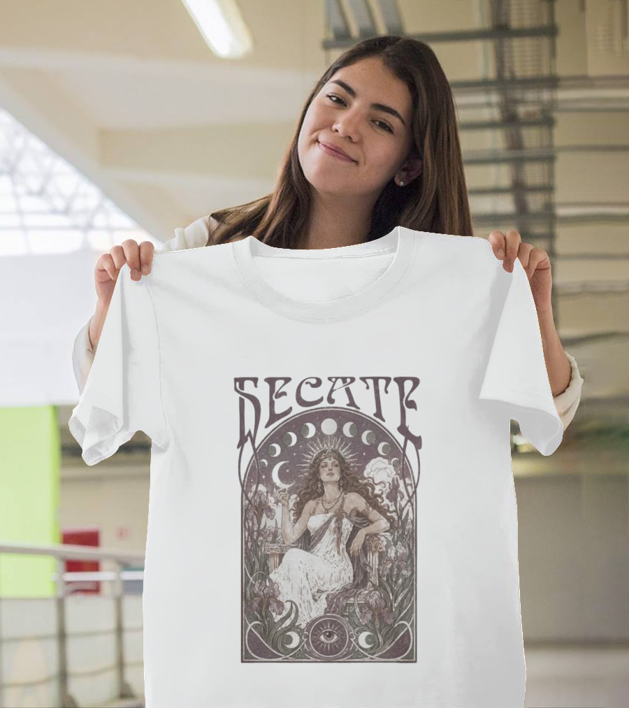 Hecate Goddess Moon Phases Magic Feminist Witch Pagan Crossroads Key Goth Grunge T-Shirt