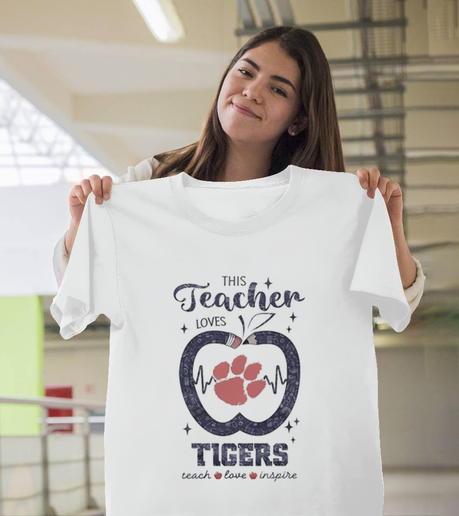 This Teacher Loves Tigers Teach Love Inspire Clemson Paw T-Shirt