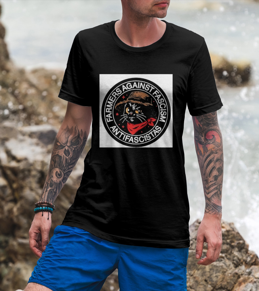 Farmers Against Fascism Antifascistas Cat Straw Hat Red Bandana T-Shirt