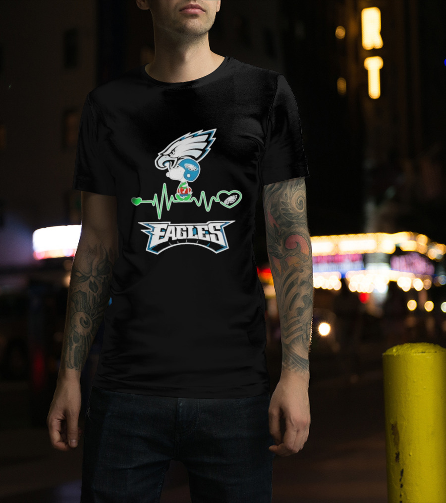 Snoopy Philadelphia Eagles Heartbeat Peanuts 2206 T-Shirt