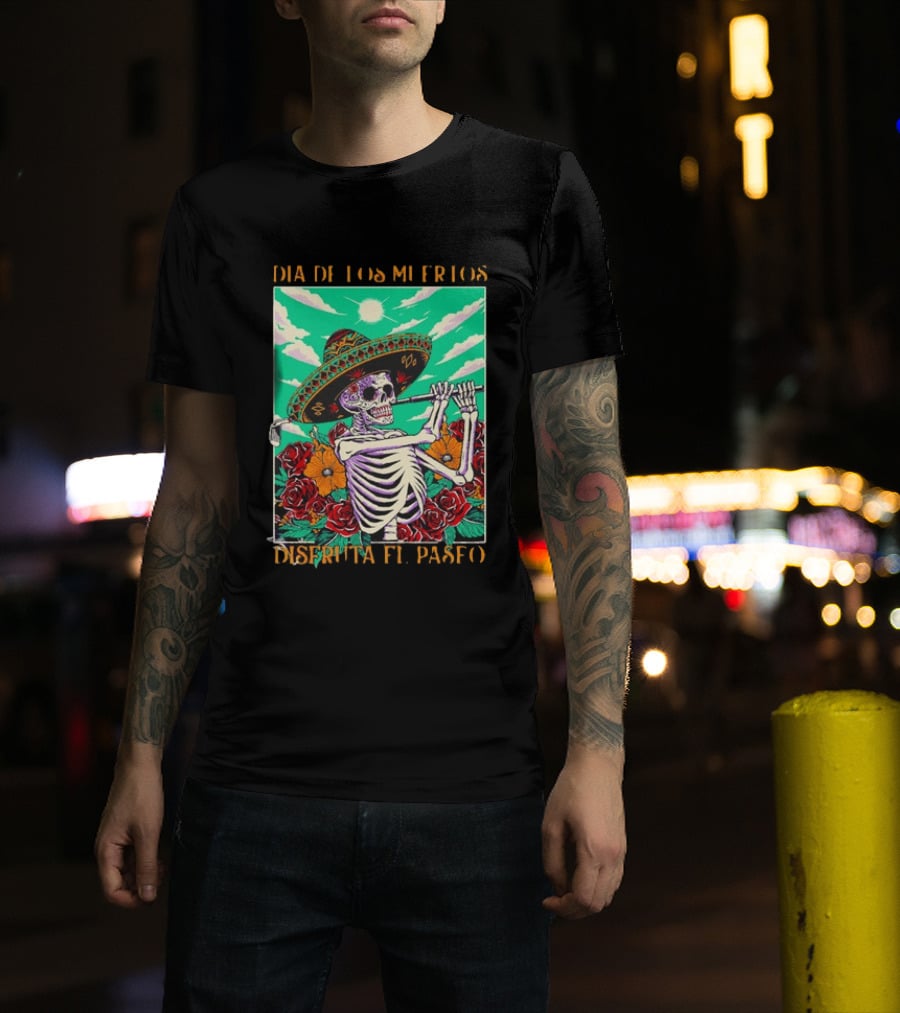 Calavera Golfer Día De Los Muertos Sombrero Flores Disfruta El Paseo T-Shirt