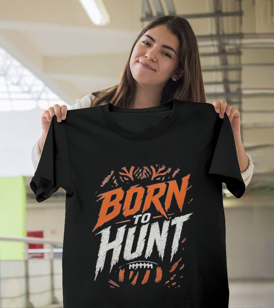 Born To Hunt Tiger Football Ball Print T-Shirt
