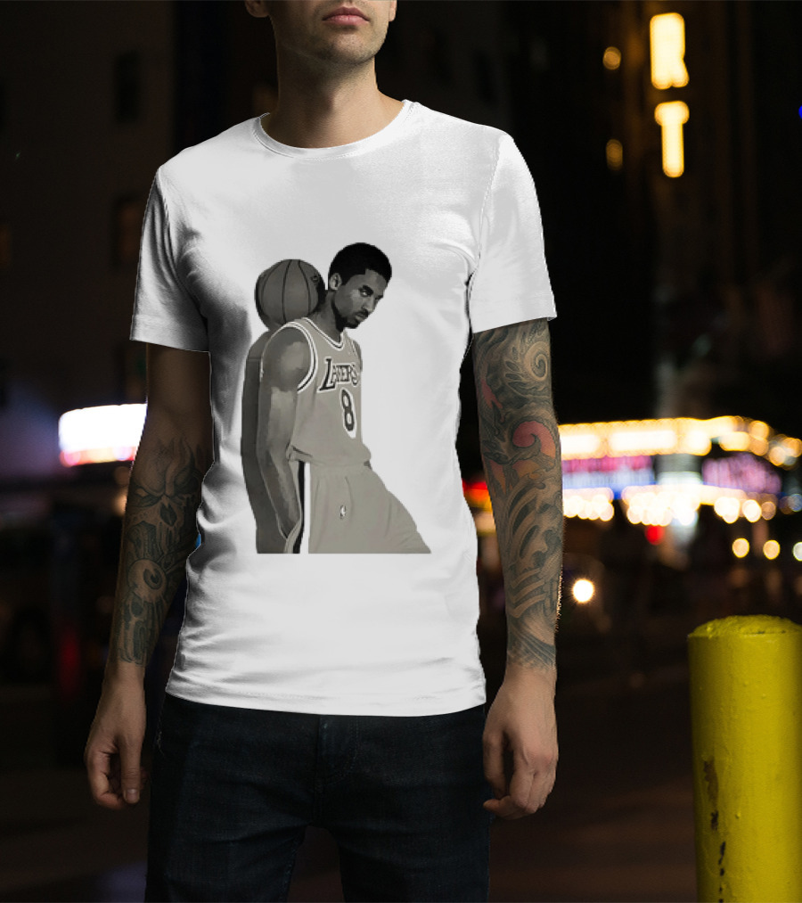 Kobe Bryant LA Lakers NBA Legend Iconic Number 8 T-Shirt