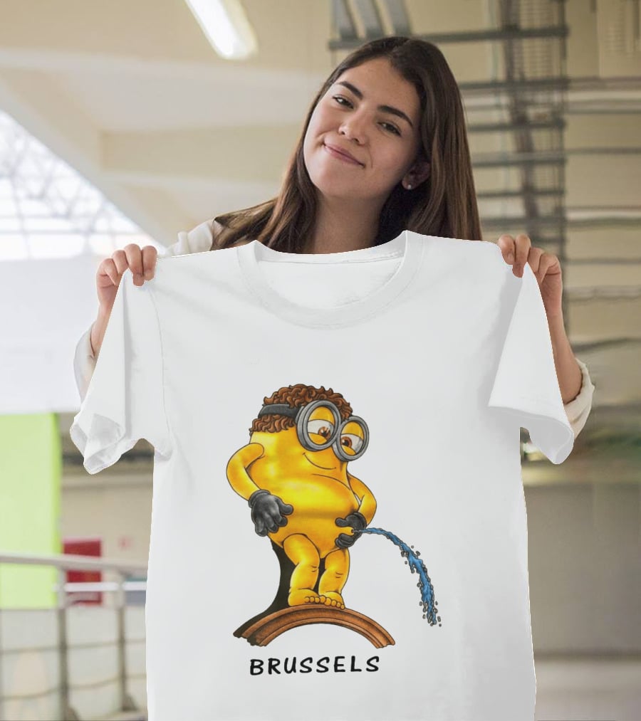 Brussels Pee Minion Parody Manneken Pis T-Shirt