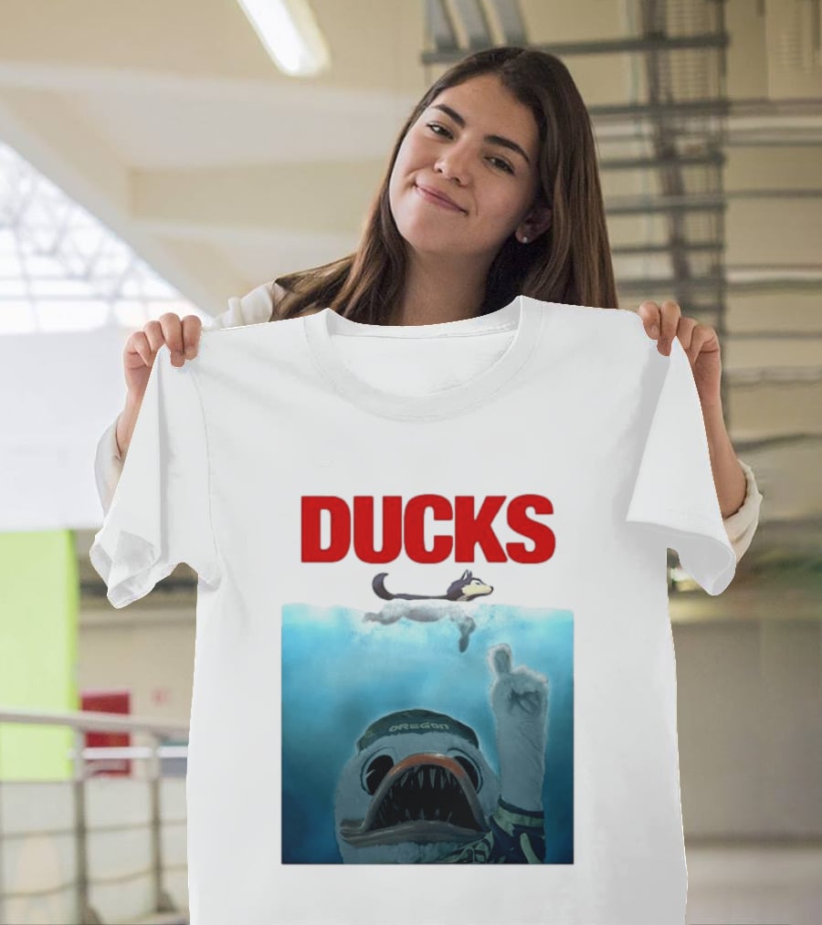 Oregon Ducks Jaws Parody With Washington Huskies Rivalry T-Shirt