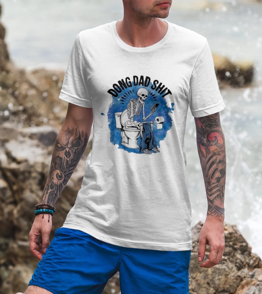 Skeleton Doing Dad Shit On Toilet With Phone And Toilet Paper T-Shirt