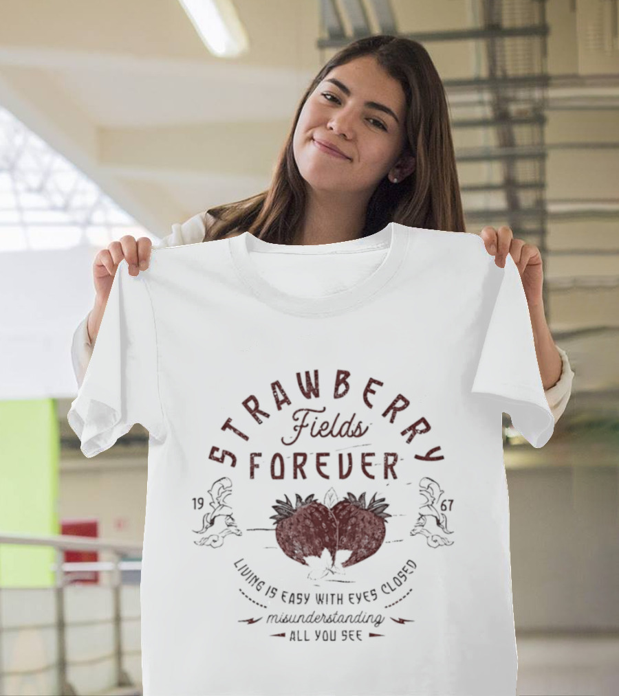 Strawberry Fields Forever 1967 Distressed Vintage Look T-Shirt
