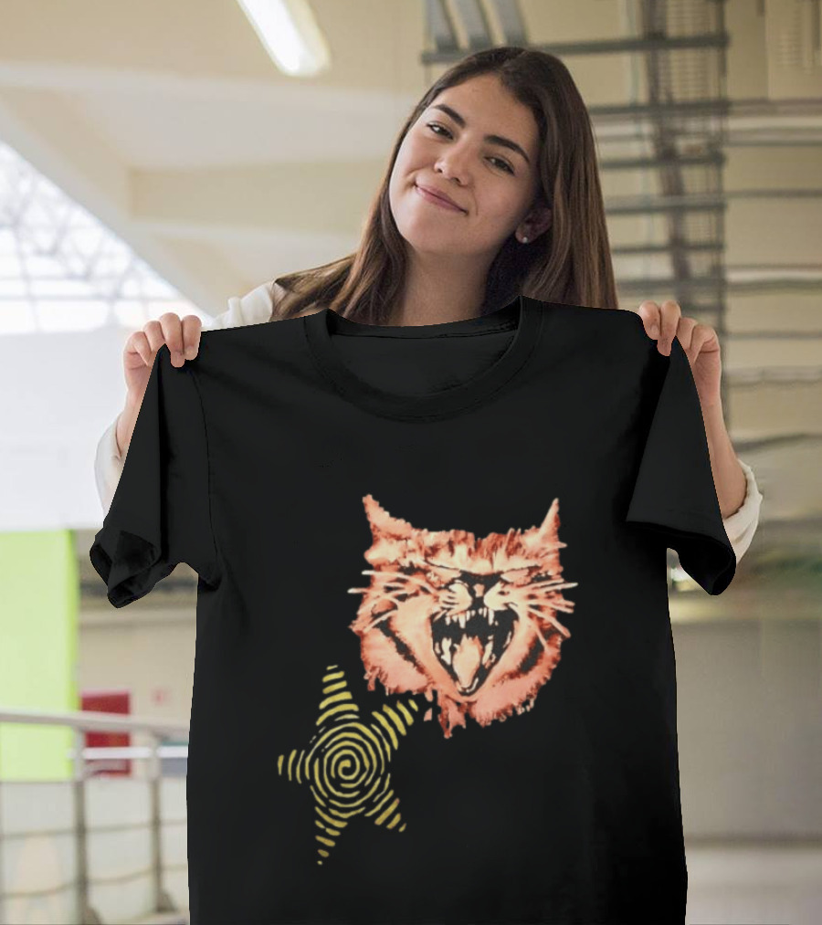 Snarling Cat Spiral Star Alternative Subculture Aesthetic T-Shirt
