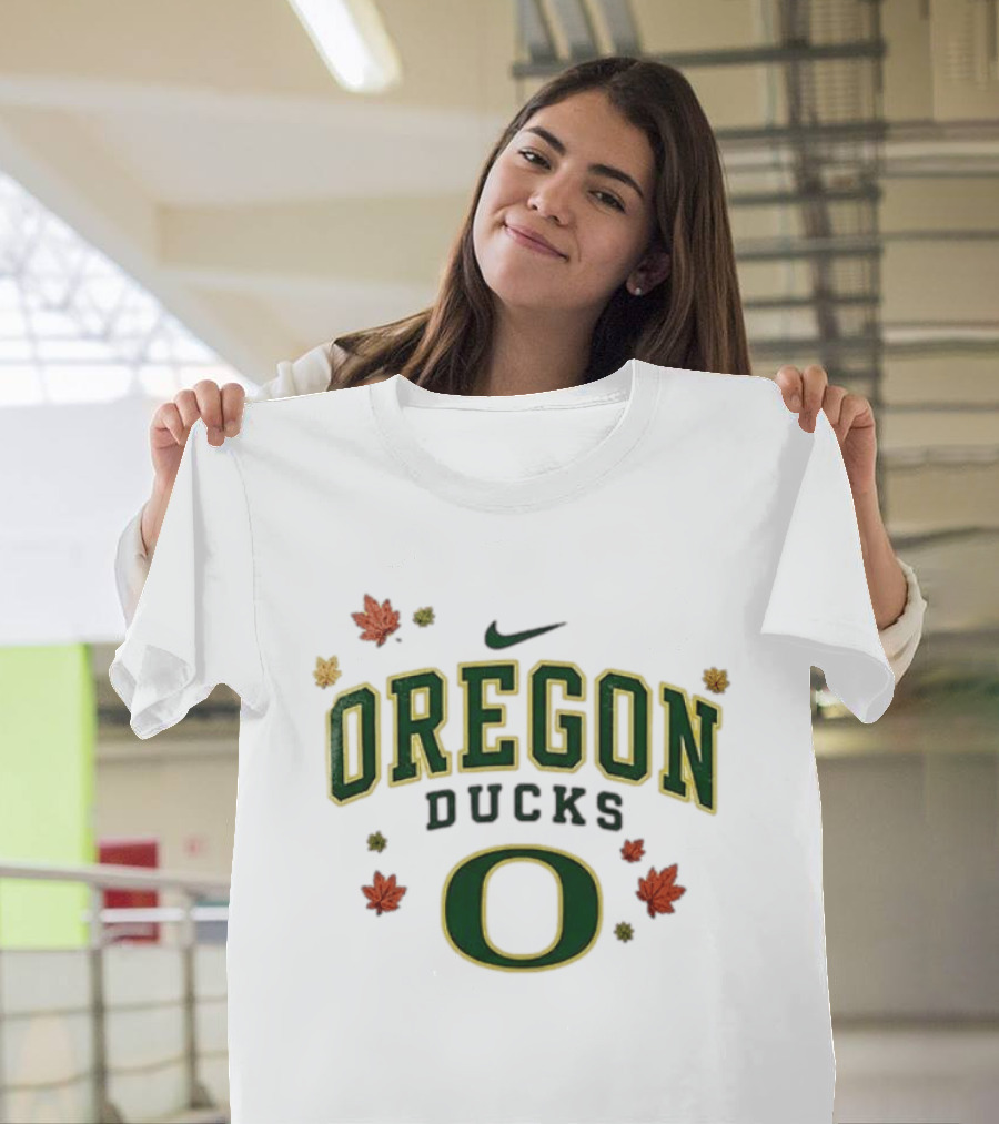 Oregon Ducks Nike Fall Leaves T-Shirt