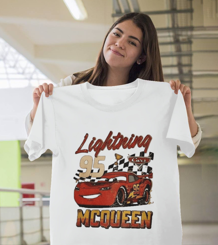 Lightning McQueen 95 Cars Trophy Checkered Flags Disney Pixar T-Shirt