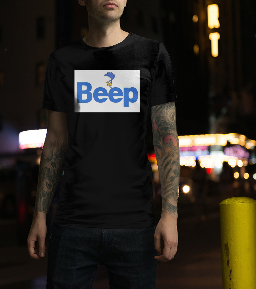 Looney Tunes Road Runner Beep Text Featuring Iconic Cartoon T-Shirt
