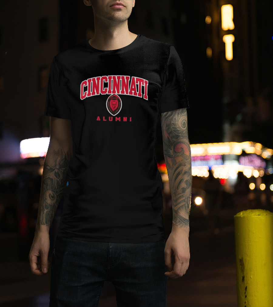 Cincinnati Alumni 1819 Seal University T-Shirt