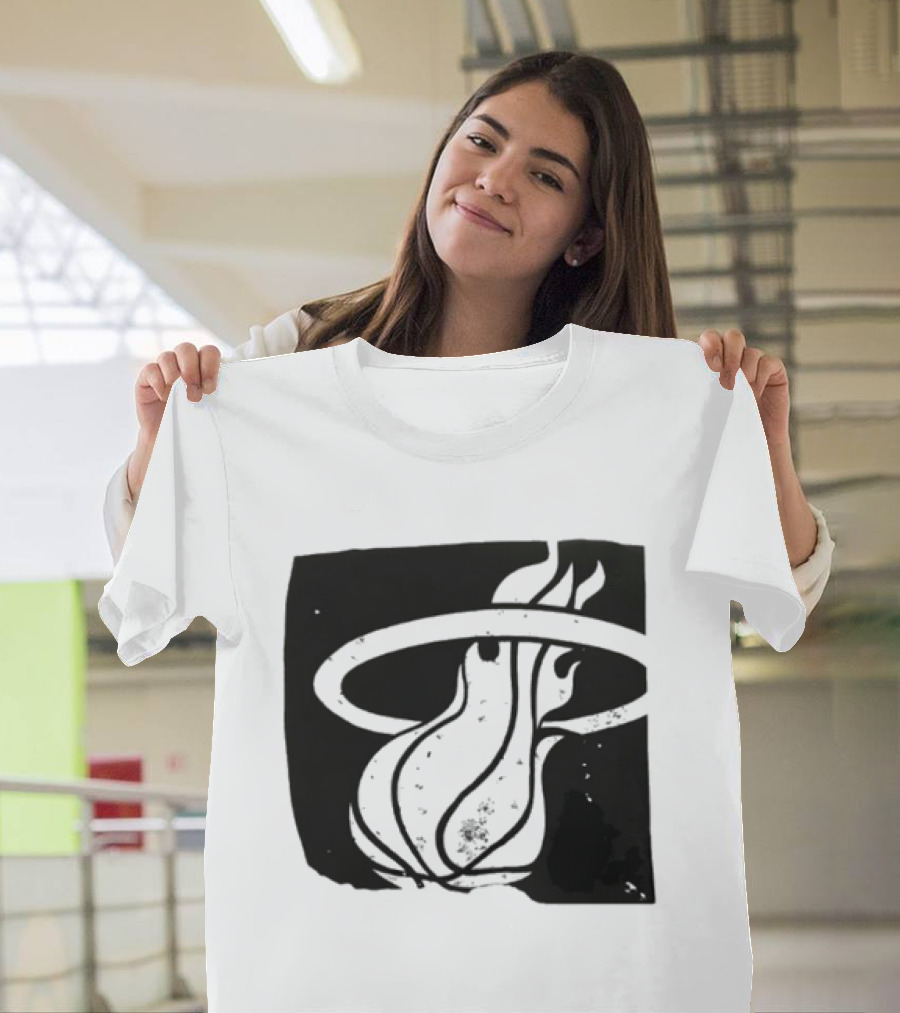 Miami Heat Basketball NBA Iconic Flaming Ball T-Shirt