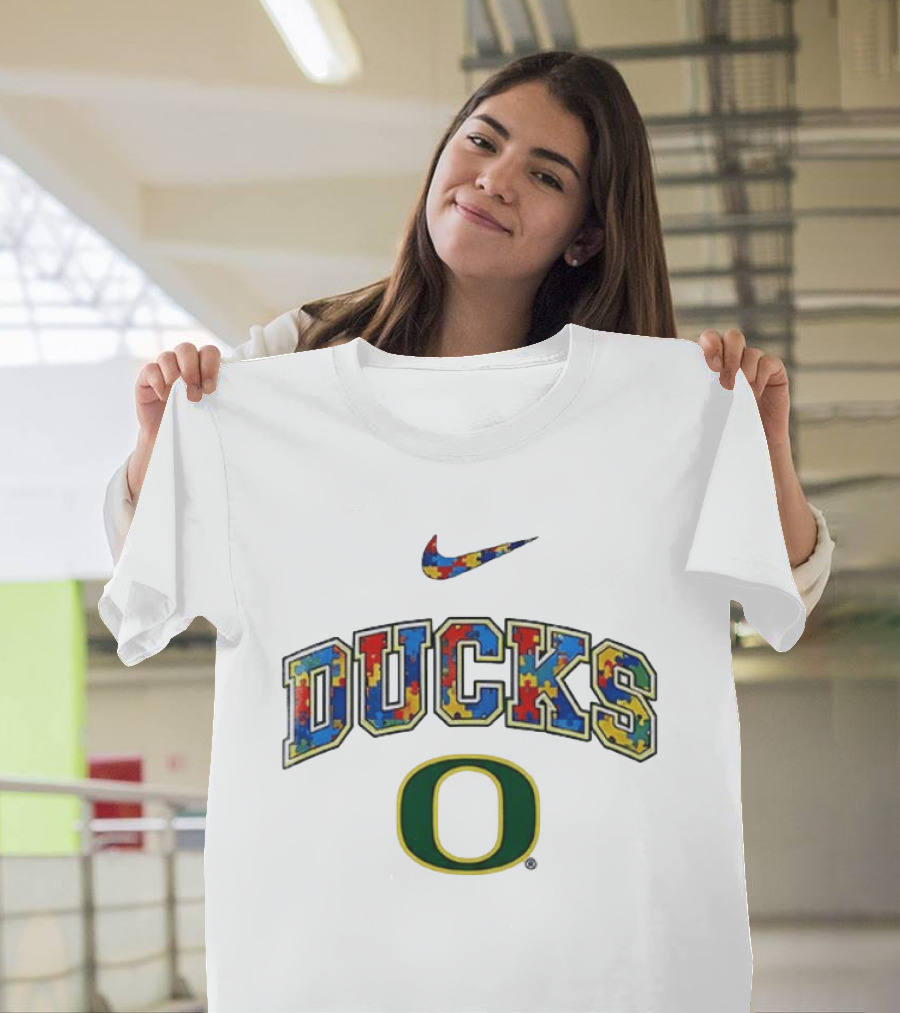 Oregon Ducks Autism Awareness Accept Understand Love Puzzle Nike T-Shirt