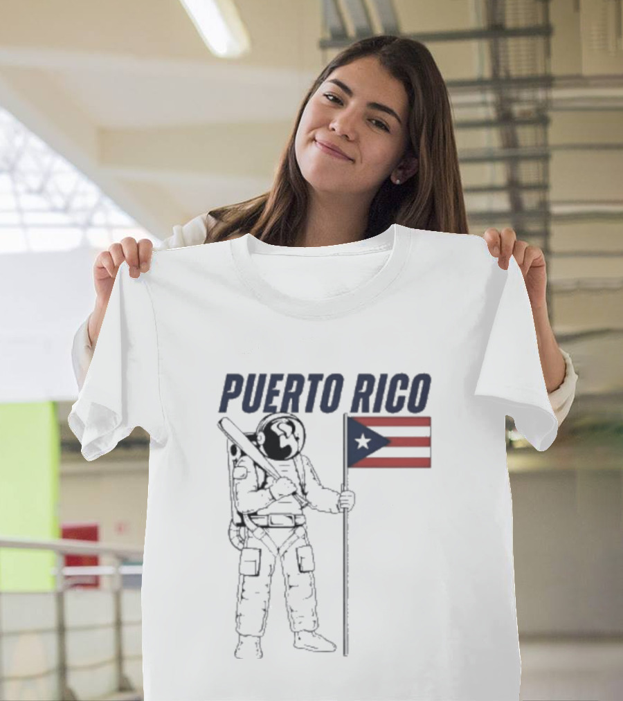 PUERTO RICO Astronaut Holding Baseball Bat Puerto Rican Flag T-Shirt