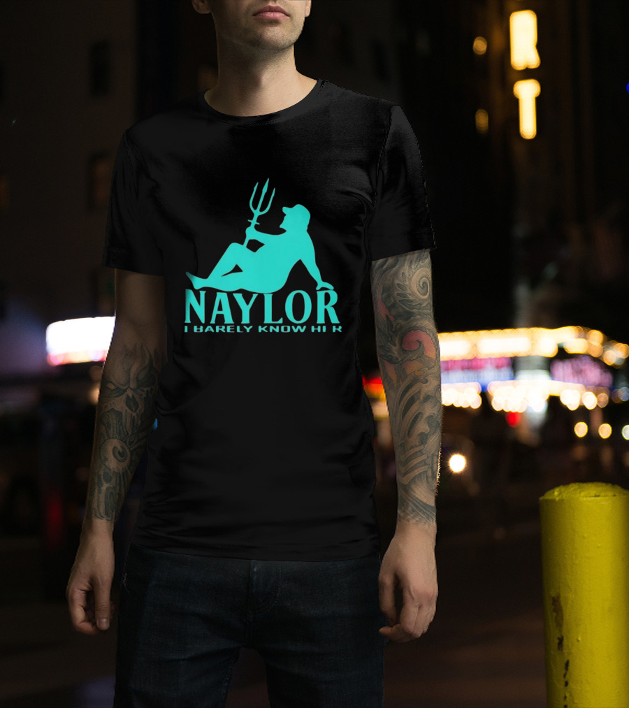 Naylor I Barely Know Her Mariners Trident Pose T-Shirt