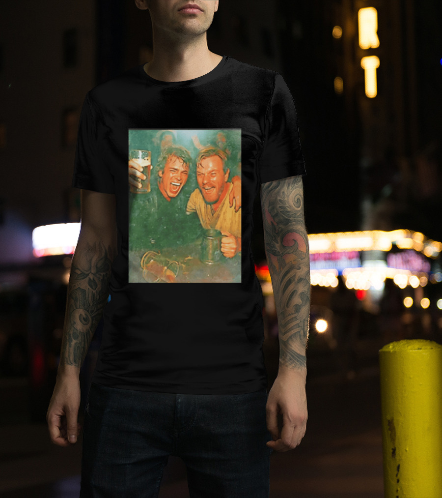 Original Anakin Skywalker And Obi Wan Kenobi Celebrate With Beer Cheers T-Shirt