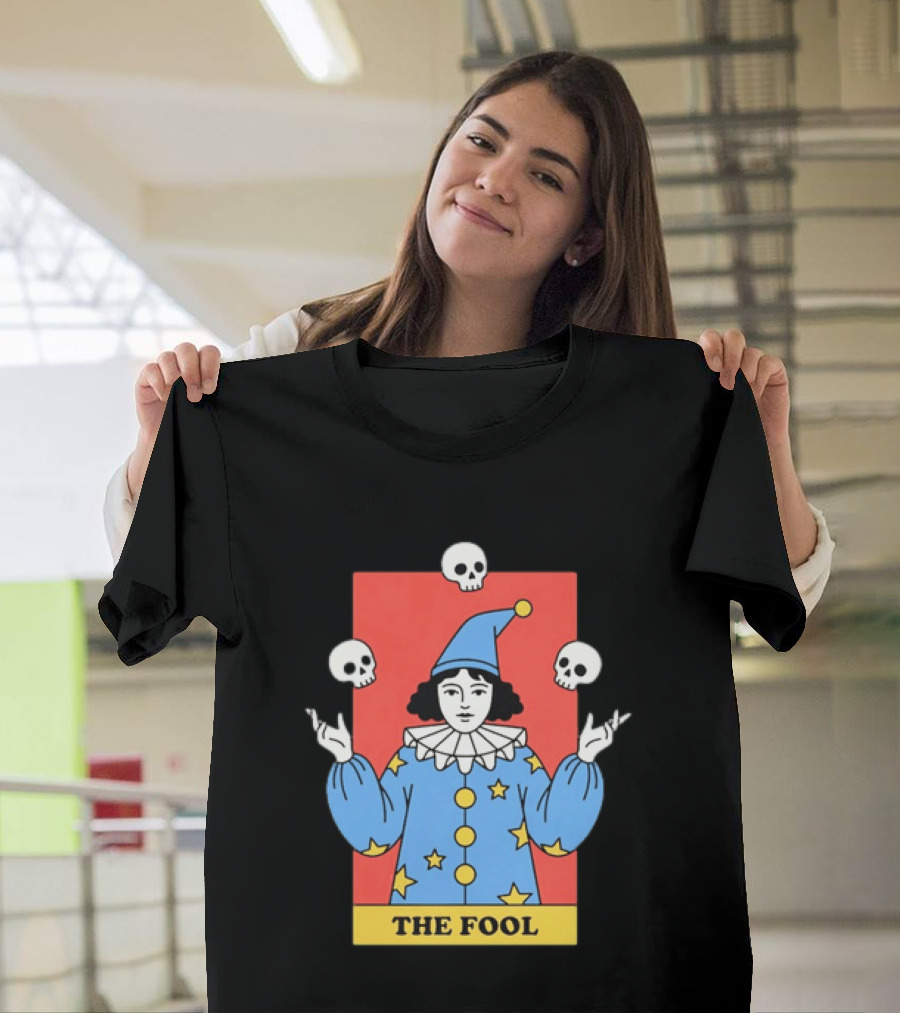 The Fool Tarot Card Jester Juggling Skulls Occult T-Shirt