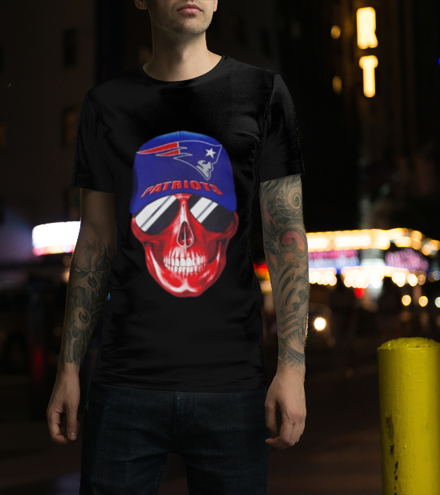 New England Patriots Cap Skull Smiling For Fans T-Shirt