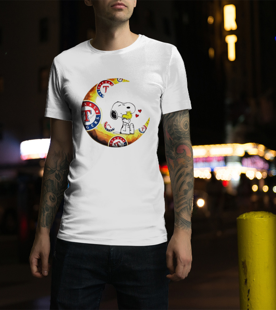 Snoopy Woodstock Texas Rangers Moon Baseball Fan Celebration T-Shirt