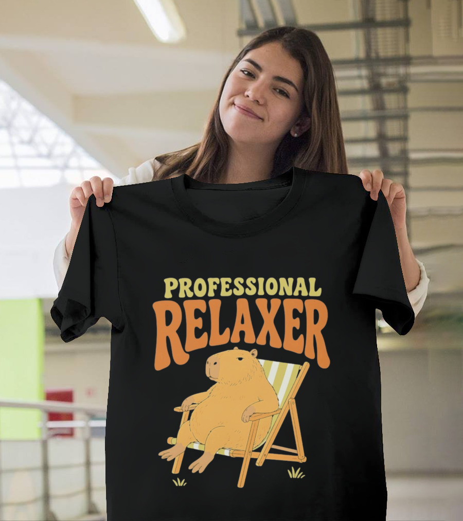 Professional Relaxer Capybara Sitting In Beach Chair T-Shirt